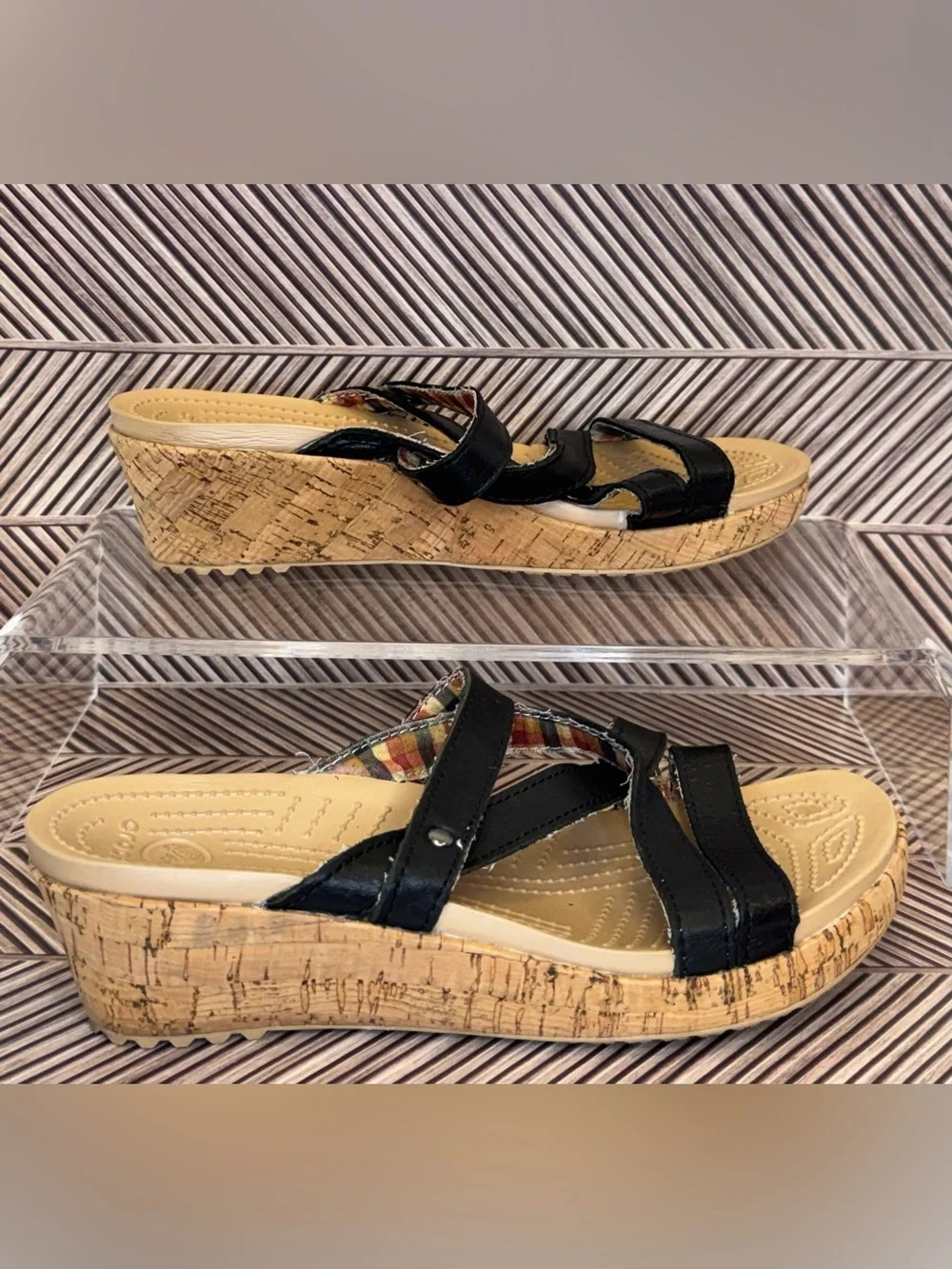 CROCS A-Leigh Mini Wedge Sandal Black Leather straps Cork Wrapped Platform